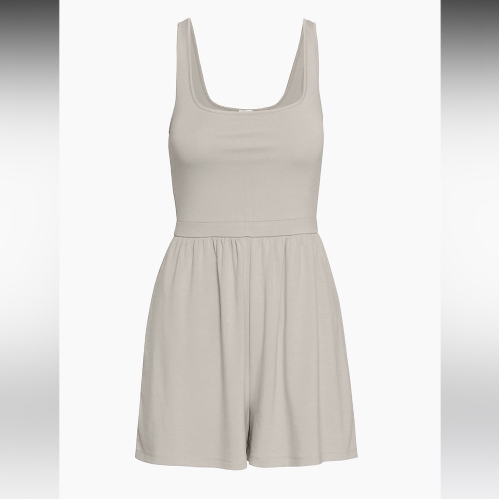 Aritzia Wilfred Market Romper